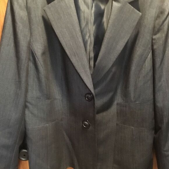 NWOT. Jones Studio Women’s Charcoal Blazer/Dress Jacket Sizes 12 and 14 - Picture 4 of 15